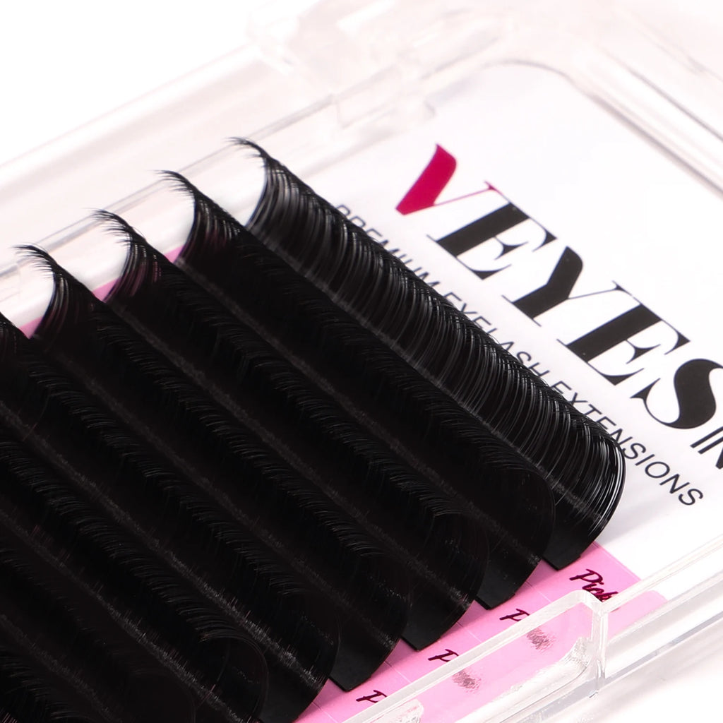 Faux Mink Individual Eyelash Extensions - tray closeup